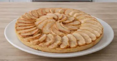 Tarte légère aux pommes sans pâte : dessert facile et peu calorique