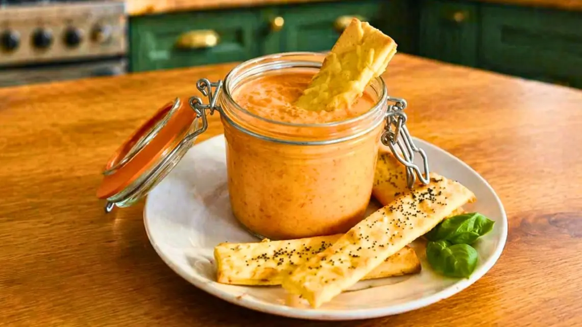 Poivronnade à la feta et yaourt : tartinade apéritive facile et pleine de saveurs