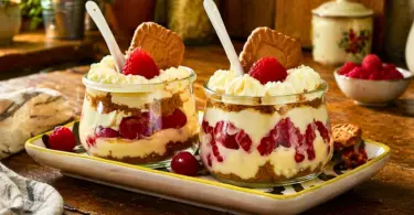 Tiramisu framboise spéculoos sans œuf : dessert frais, facile et gourmand